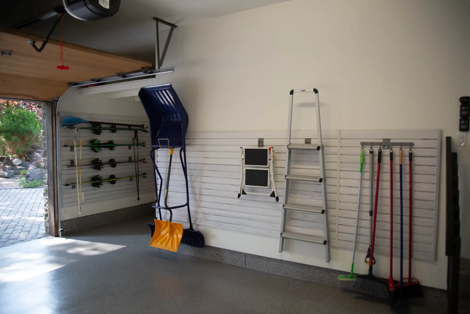 Cederholm slatwall tool organization