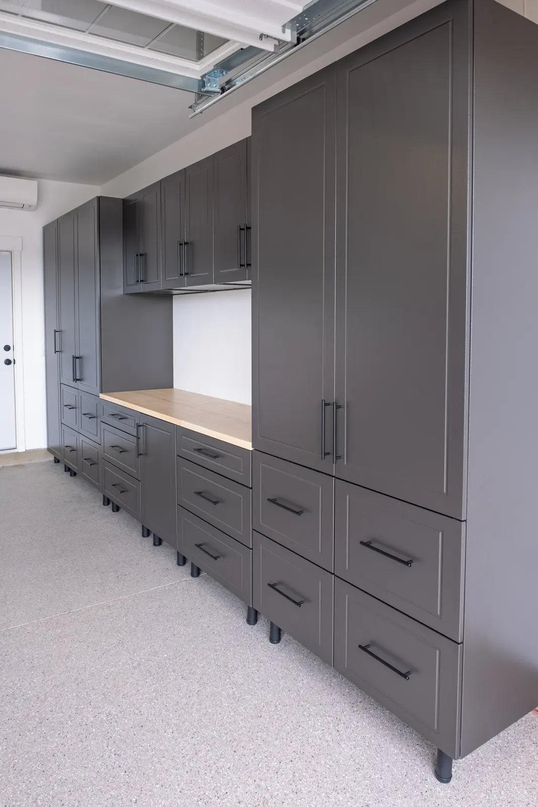 Stahl full wall cabinet system